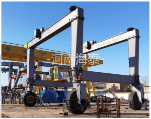 加拿大-液壓輪胎提梁機(jī)-YTL40+40t-9.5m